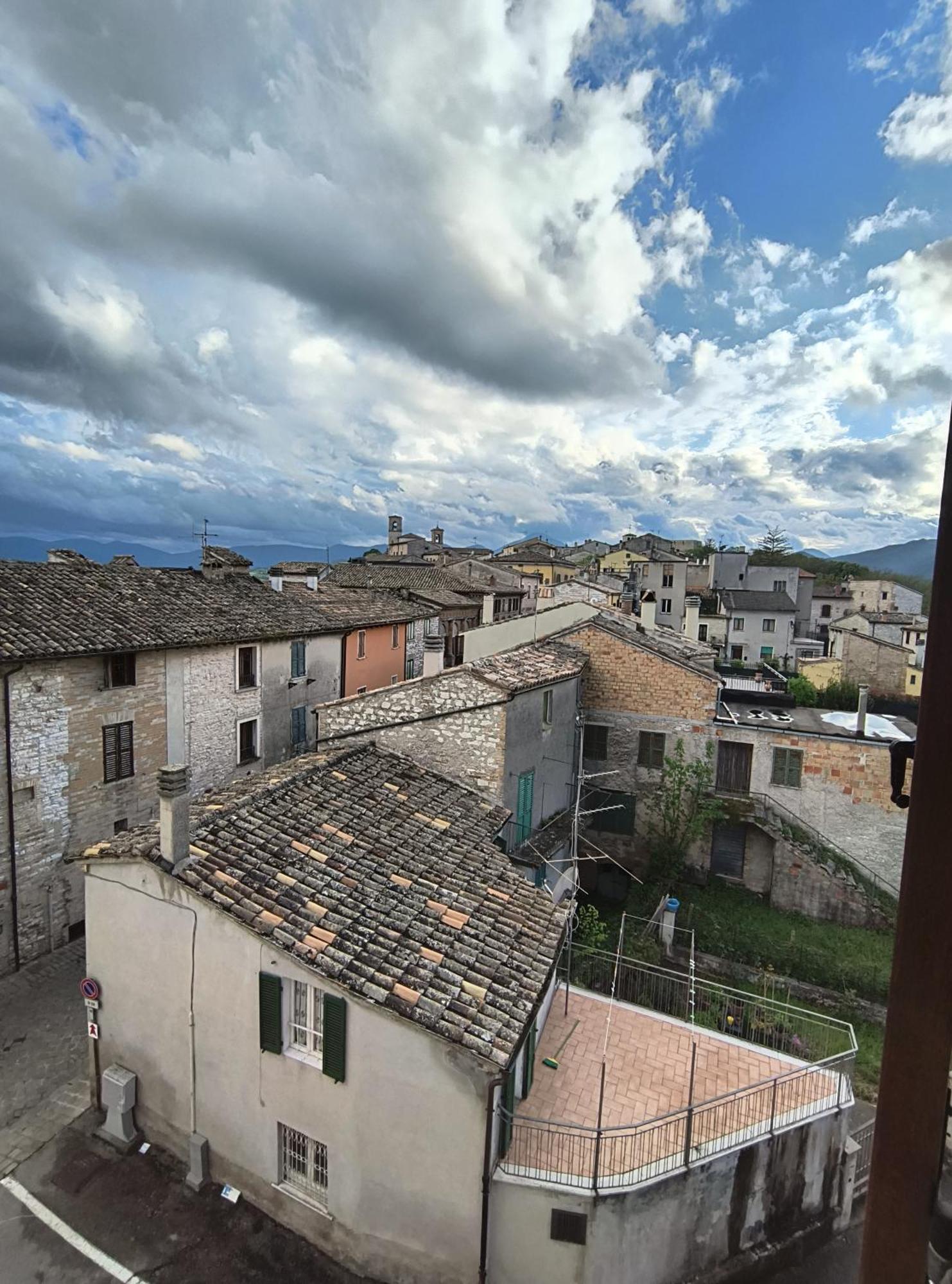 Degli Alessandri House Sassoferrato Exterior photo